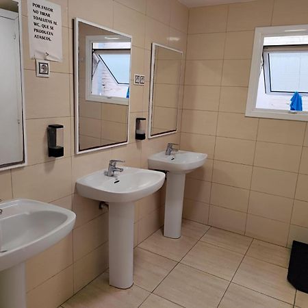 Hostal Ideal Gavà Eksteriør billede