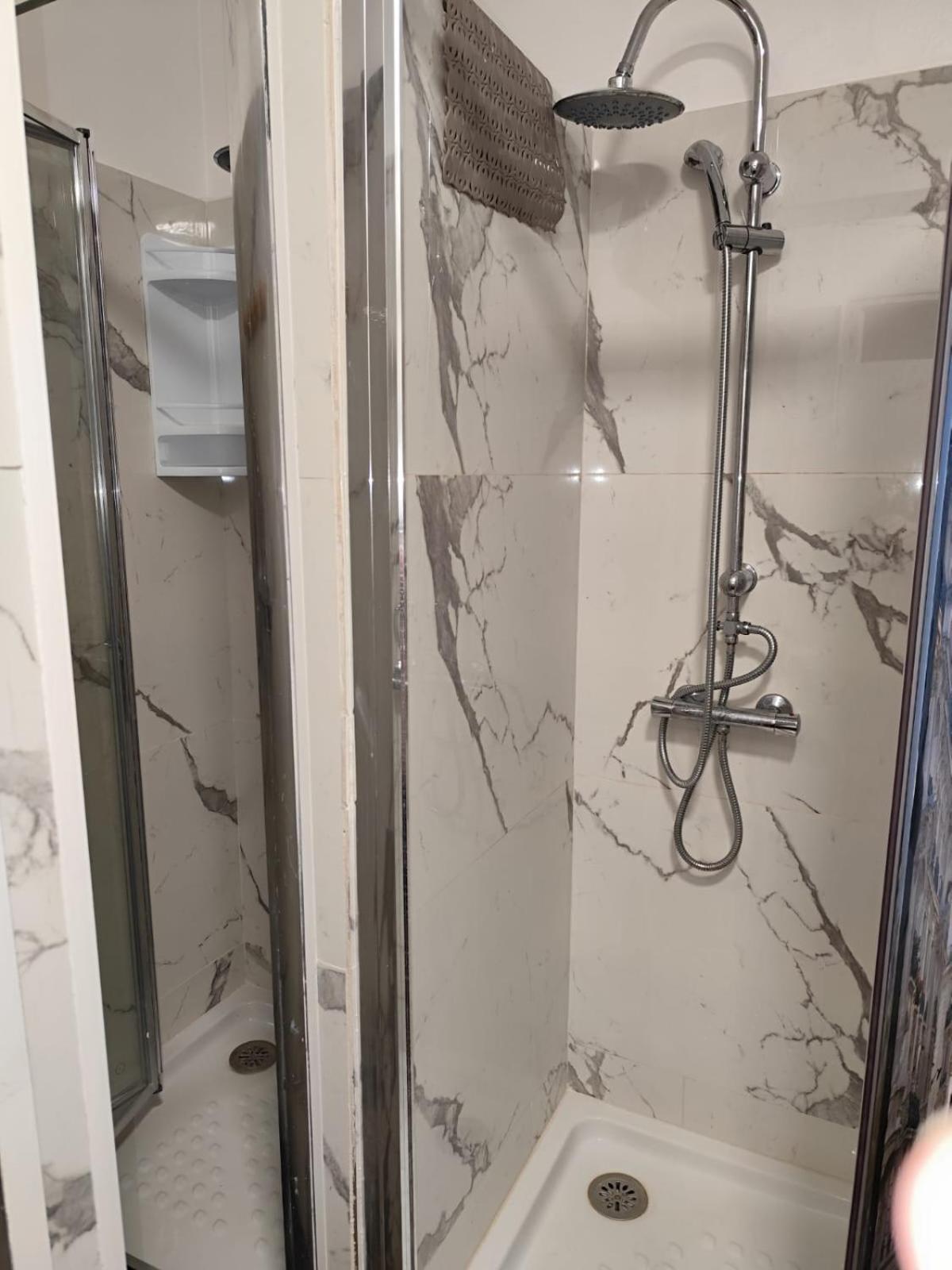 Hostal Ideal Gavà Eksteriør billede